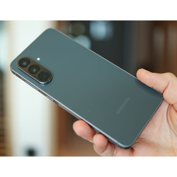 گوشی موبایل سامسونگ مدل Galaxy A56 دو سیم کارت ظرفیت 256 گیگابایت و رم 12 گیگابایت ویتنام
